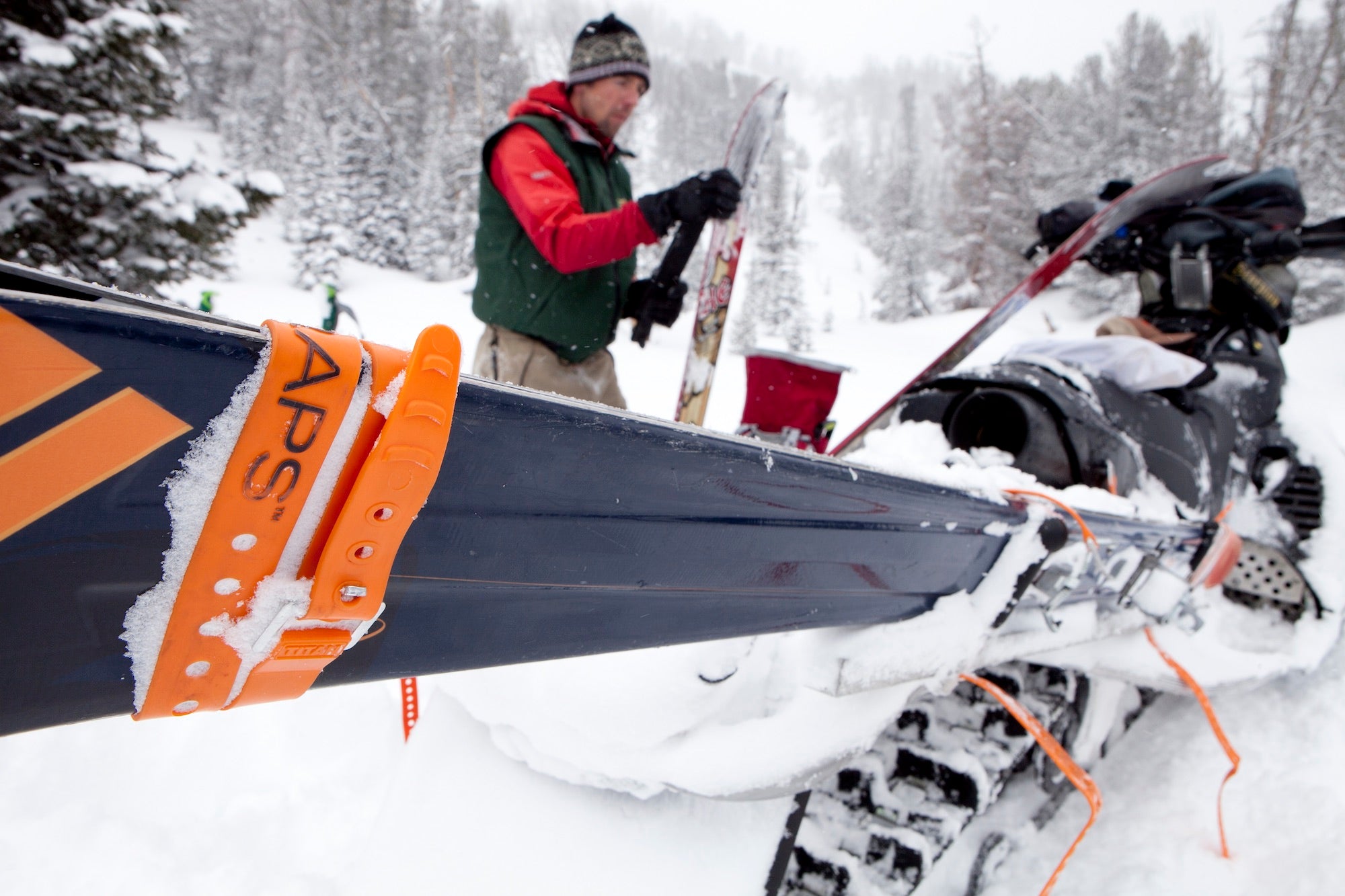 Snowmobile snowboard online rack